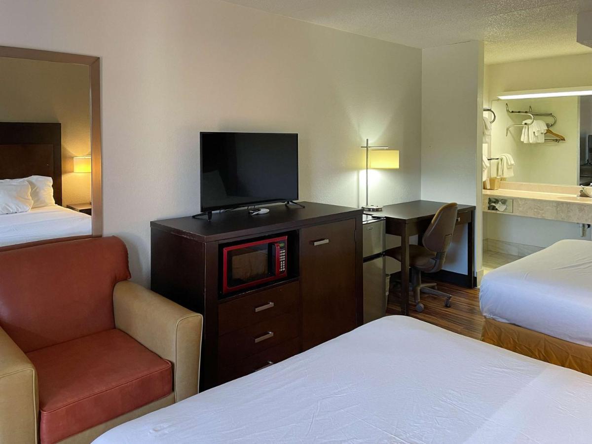 Motel 6 Fancy Gap Va Экстерьер фото